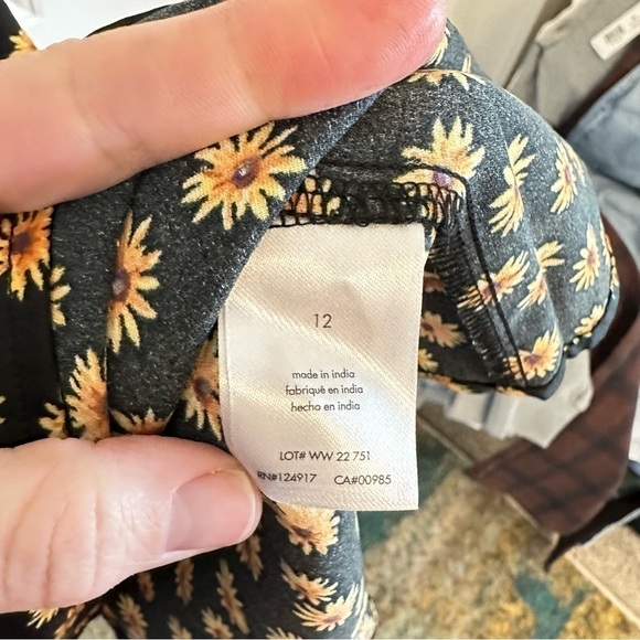 NWT WeWoreWhat 90s cowl midi dress black daisy print satin slip dress size 12 - Picture 5 of 10